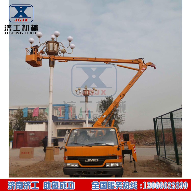 曲臂式高空作業平臺 曲臂式高空作業平臺